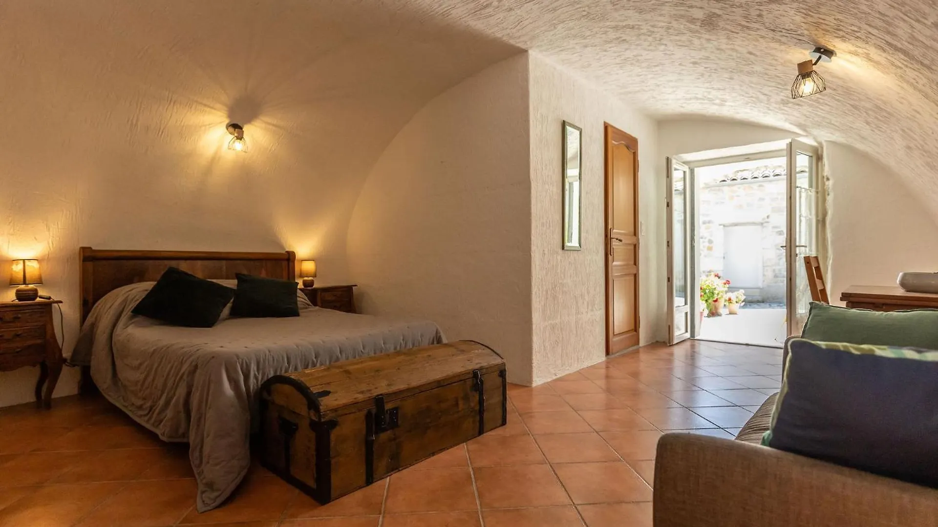 Les Monteils Hotel Grospierres Guest house